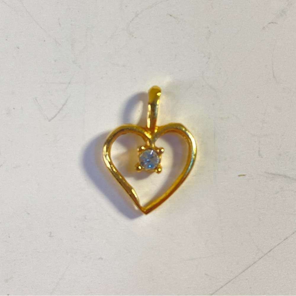 Vintage Gold-Tone Open Heart Pendant With Diamond-like Rhinestone